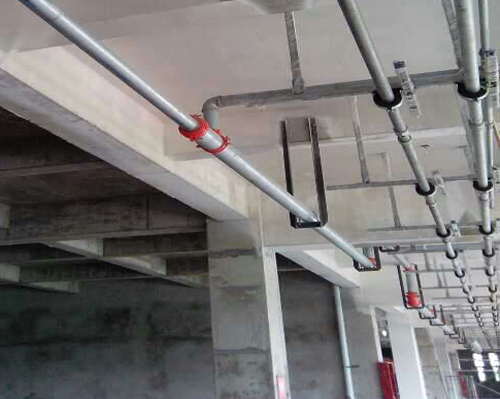 車間彩鋼瓦隔熱涂裝施工作業工藝和步驟 車間彩鋼瓦隔熱涂裝施工作業工藝和步驟